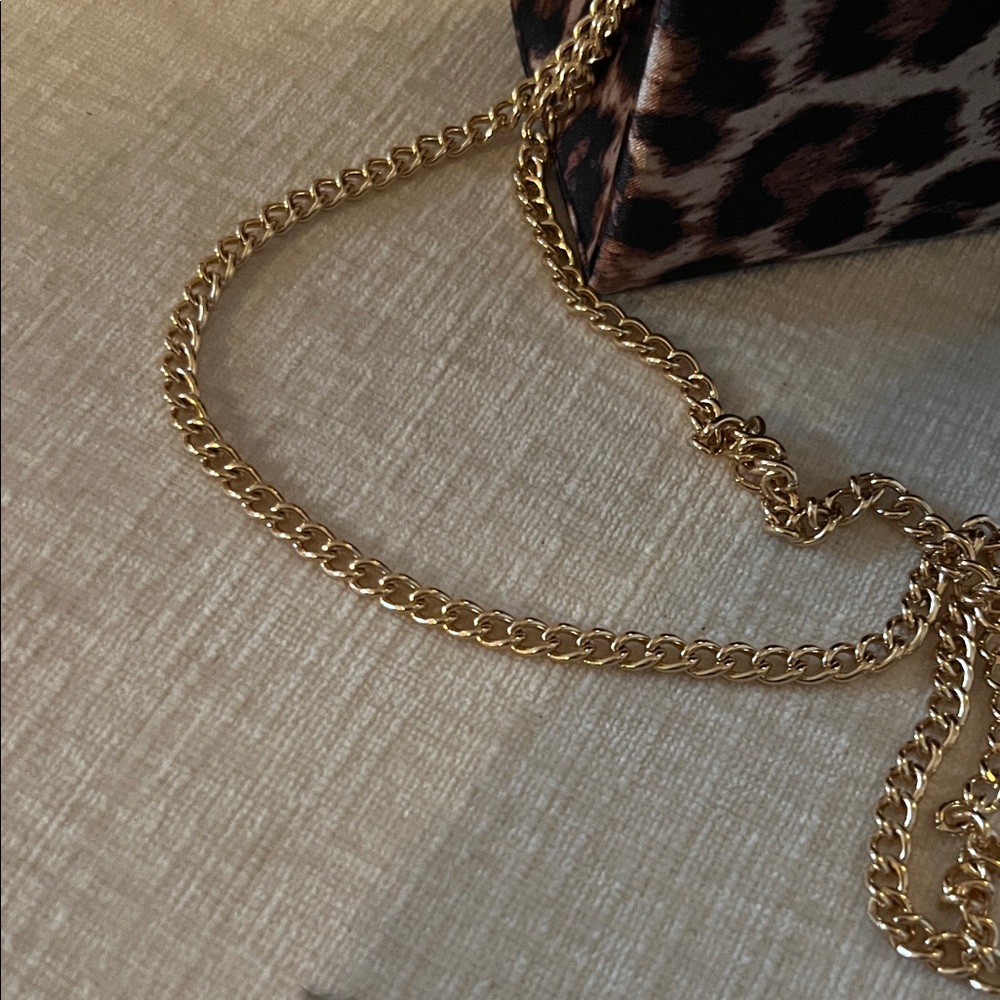 Leopard Print Clutch with Tortoiseshell Handles - Picture 11 of 11